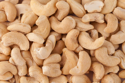 10 reasons to love cashew nut milk